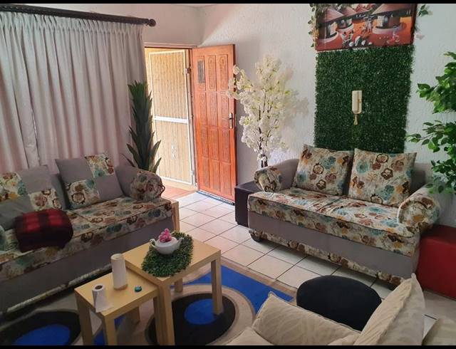 2 BEDROOM APARTMENT FOR SALE IN FLORIDA